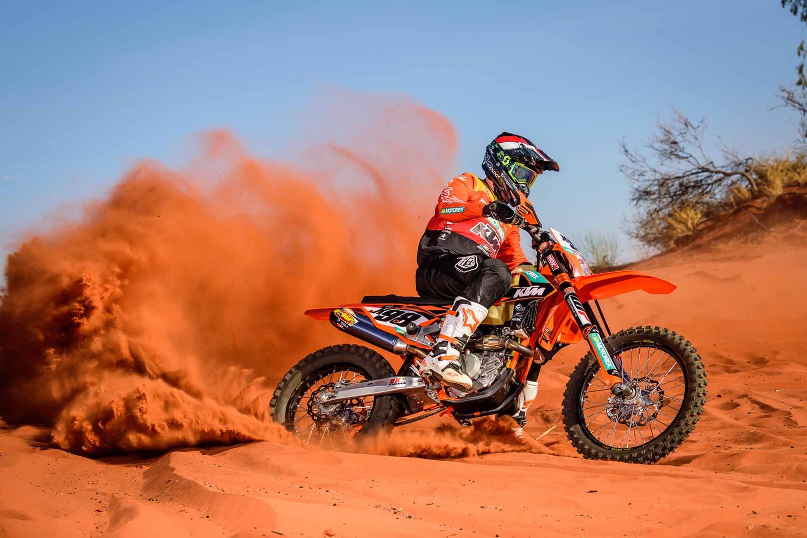 Carrera para motos en Marruecos